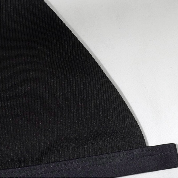 ✨3x$25✨Micro triangle bikini top - Picture 3 of 5